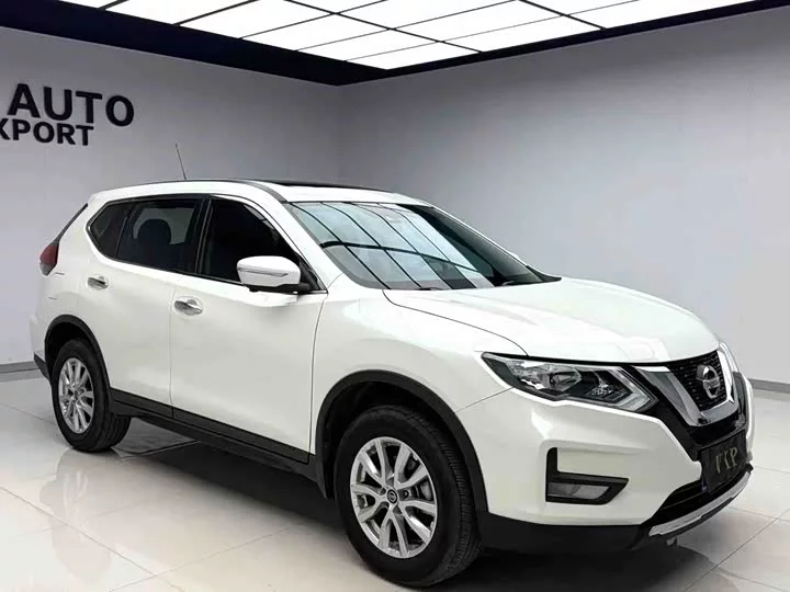 Nissan Qijun