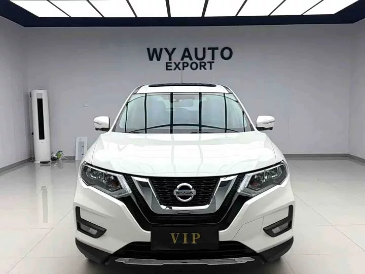 Nissan Qijun