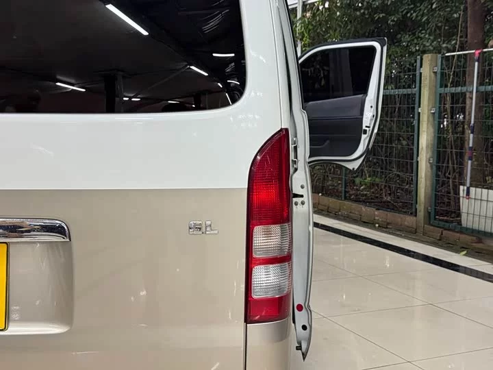 Toyota HIACE