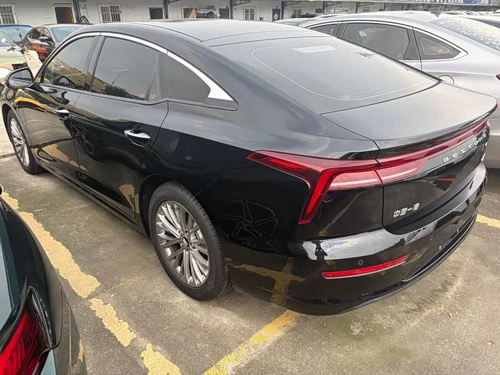 FAW Besturn B70