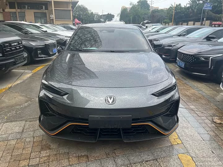 Changan UNI-V