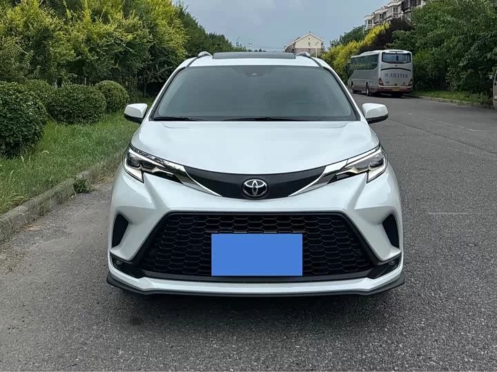 Toyota Granvia