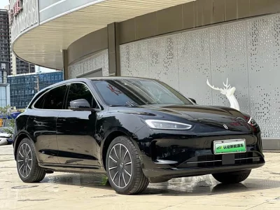 AITO M5