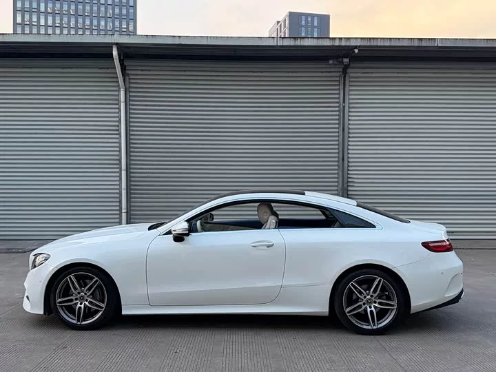 Mercedes-Benz Class E (imported)
