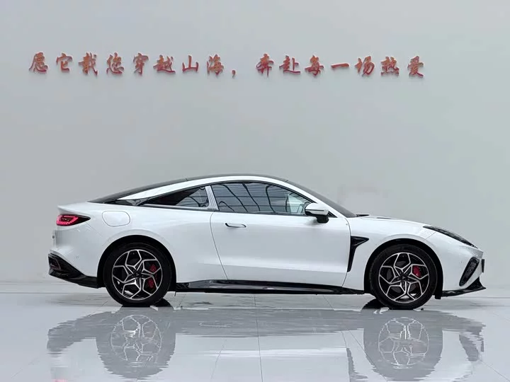 NETA Nezha GT