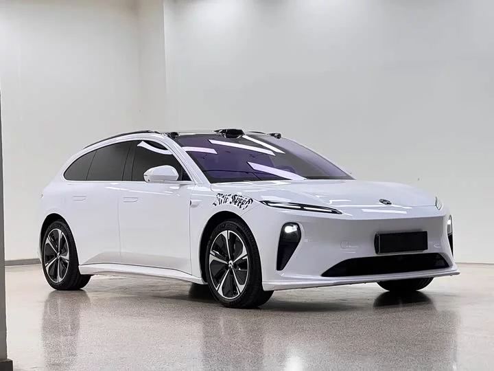 NIO ET5T