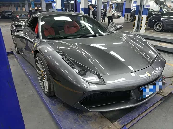 ferrari 488