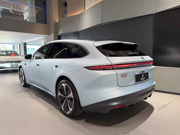 NIO ET5T