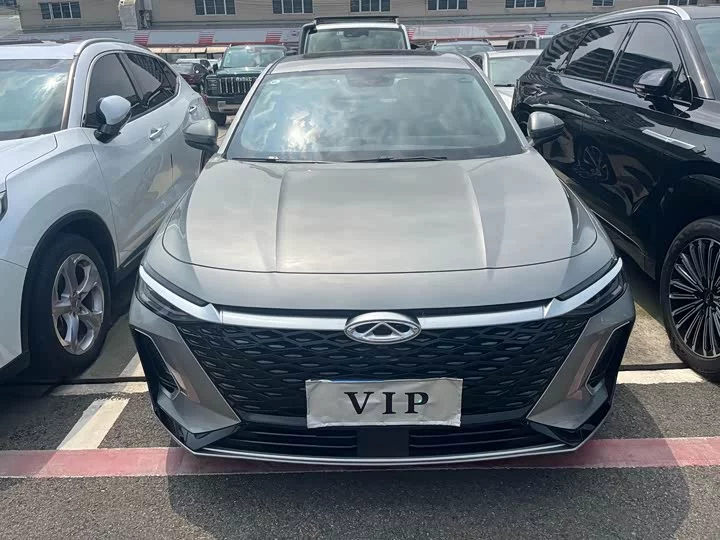 Chery Arrizo 8
