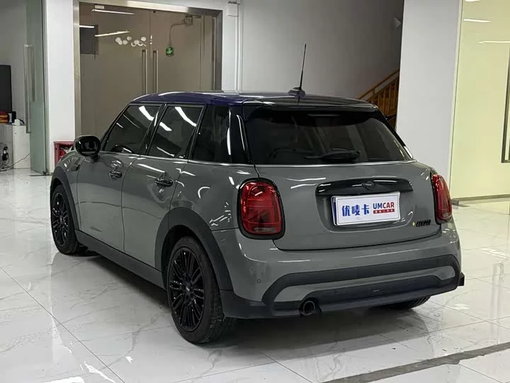 MINI 