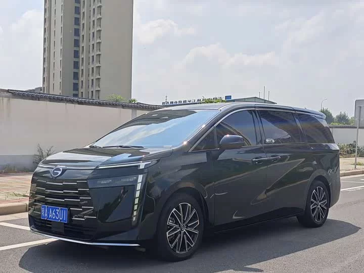 GAC Trumpchi E8