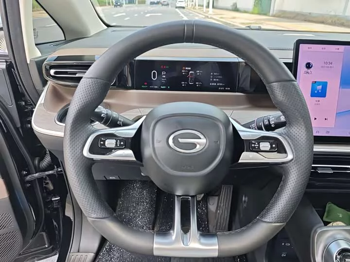 GAC Trumpchi E8