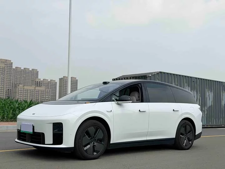 Li Ideal i8