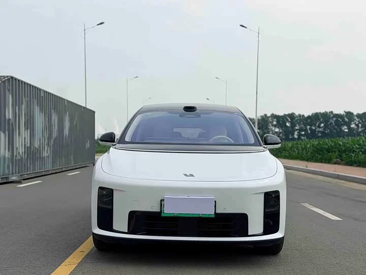 Li Ideal i8