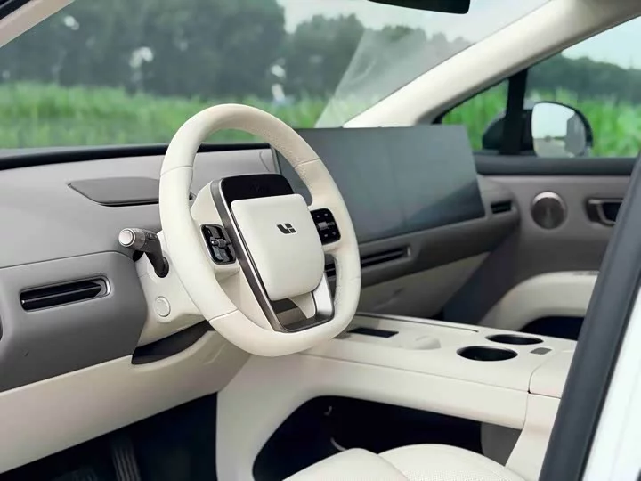 Li Ideal i8