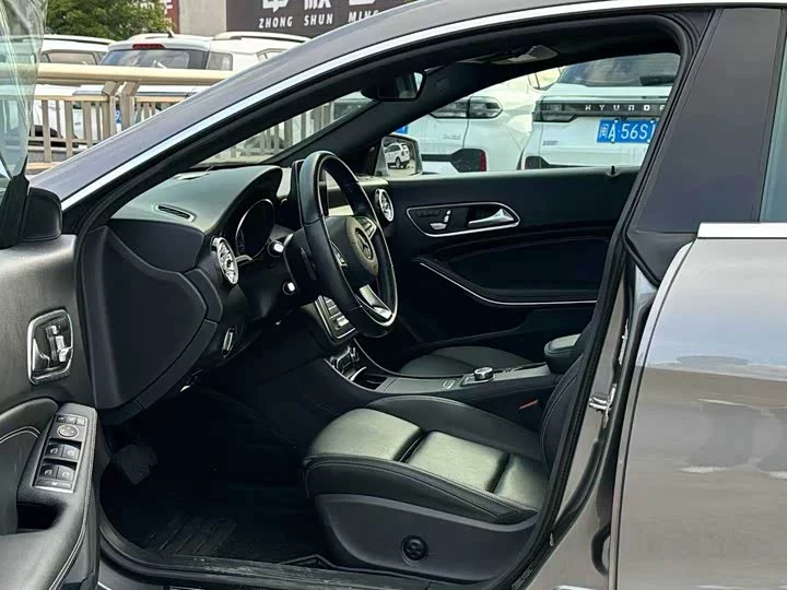 Mercedes-Benz CLA(Imported)