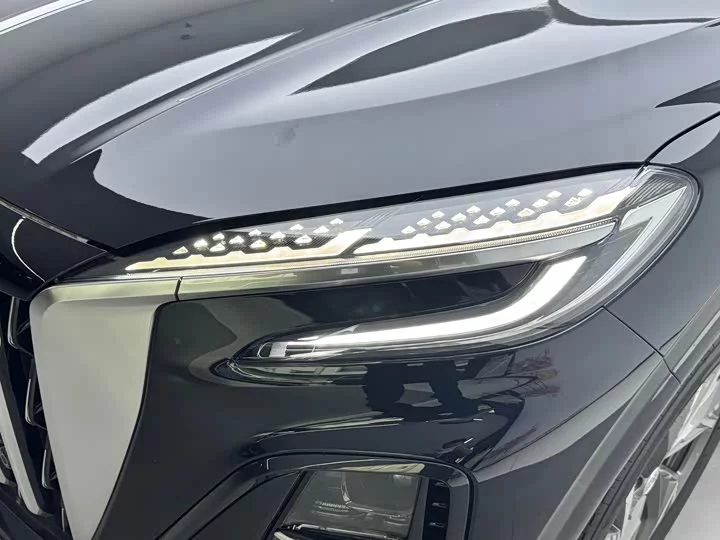 Hongqi HS3 PHEV