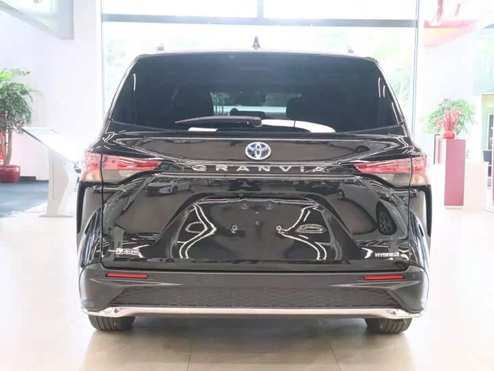 Toyota Granvia