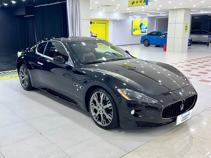 Maserati GranTurismo