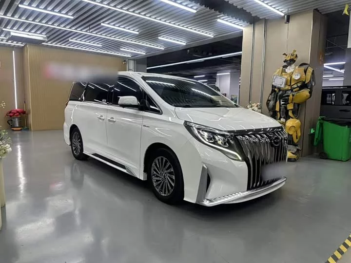 GAC Trumpchi M8
