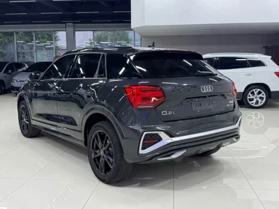 Audi Q2L