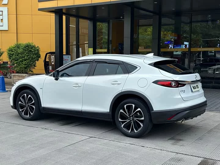 Mazda CX-4