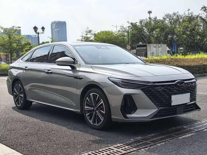 Chery Arrizo 8