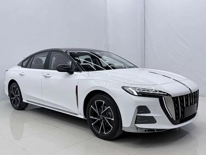 Hongqi H6