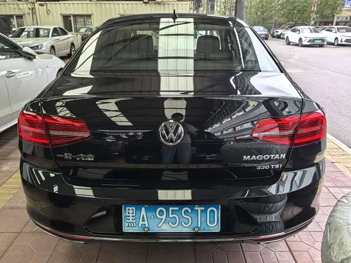 Volkswagen Magotan