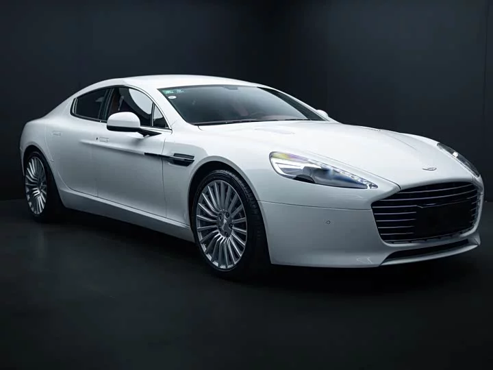 Aston Martin Rapide