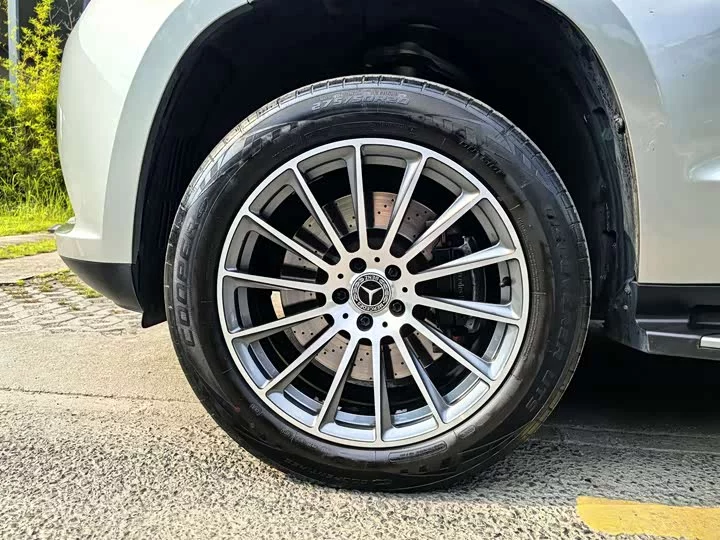 BAIC BJ90
