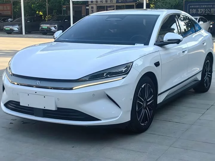 BYD Qin L