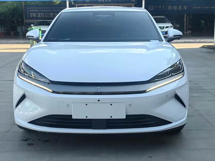 BYD Qin L