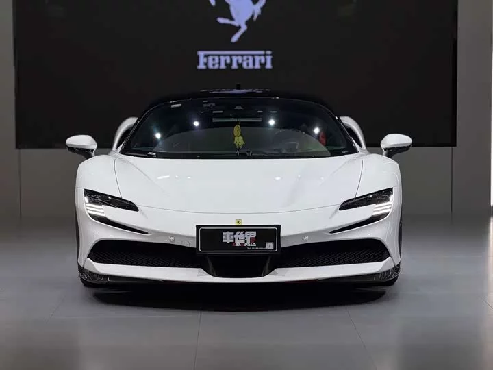 ferrari SF90