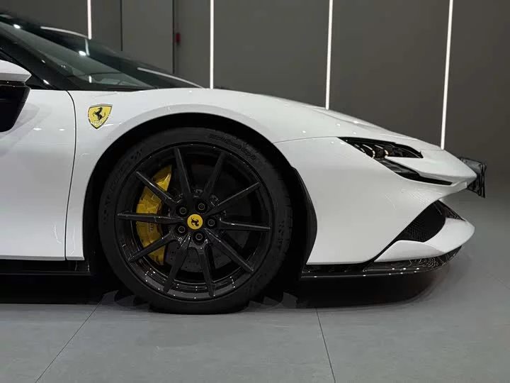 ferrari SF90