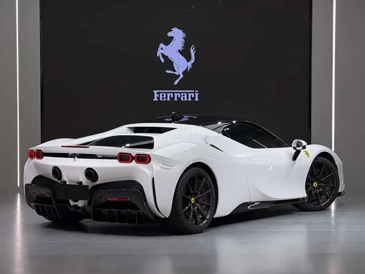 ferrari SF90