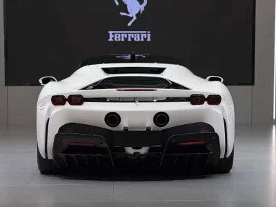 ferrari SF90