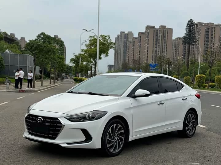 Hyundai lead