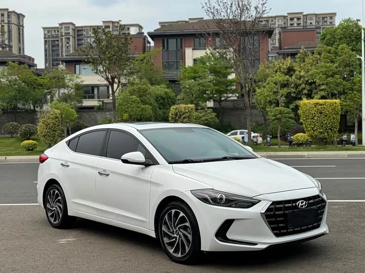 Hyundai lead