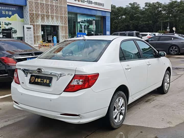 BYD F3
