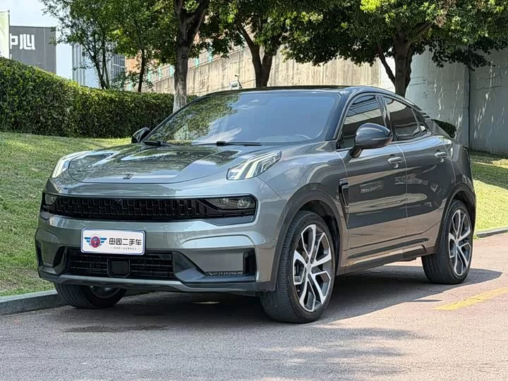 Lynk & Co 05