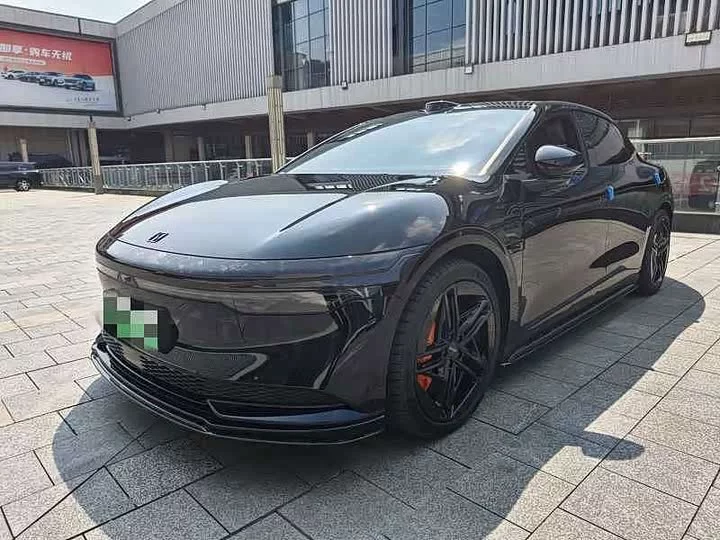ZEEKR 007