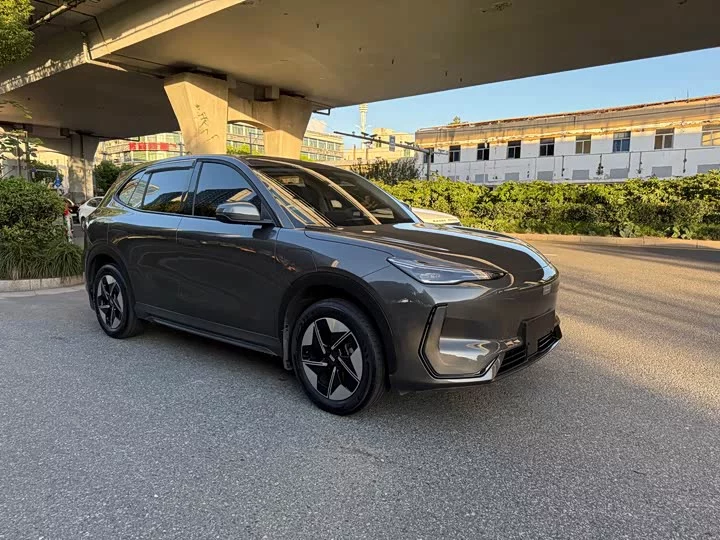 Geely Galaxy E5
