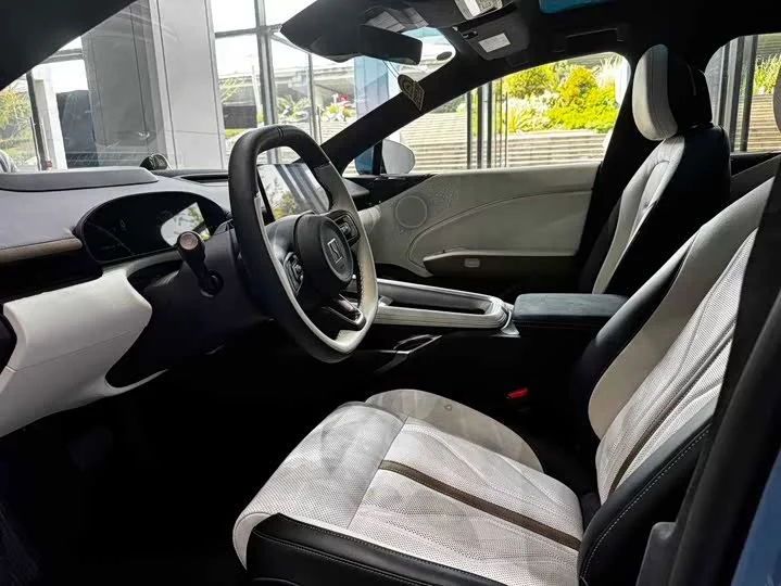 ZEEKR 007GT
