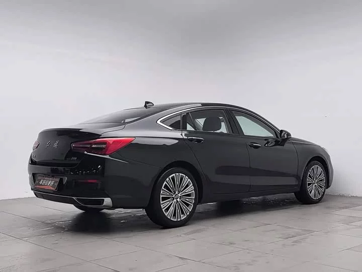 Hongqi H5