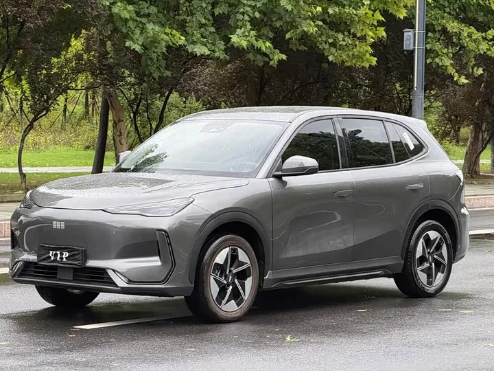 Geely Galaxy E5