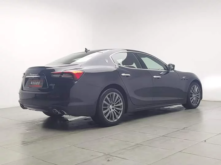 Maserati Ghibli