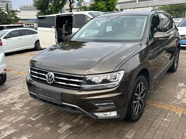 Volkswagen Tiguan L