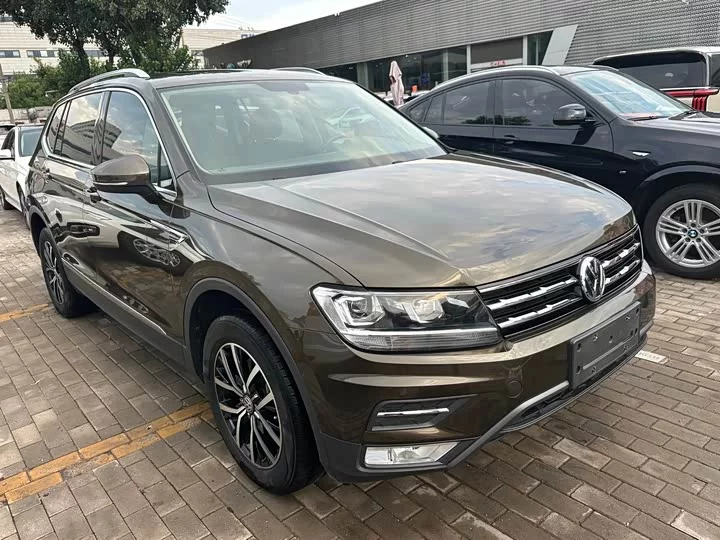 Volkswagen Tiguan L