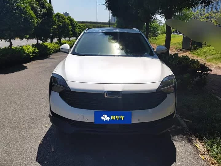 Qoros 7